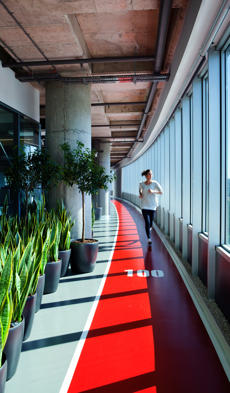 Illustration for article titled Inside the 13 Coolest Offices of the Year